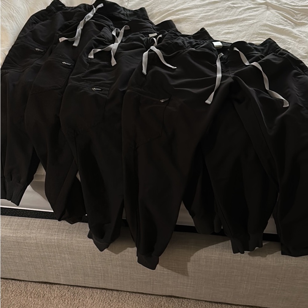 Fig scrub joggers.